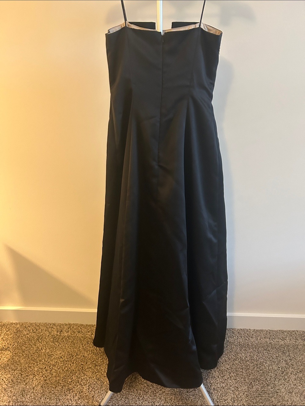 Black Strapless Evening Gown with Cream Embroidery - Picture 4 of 5